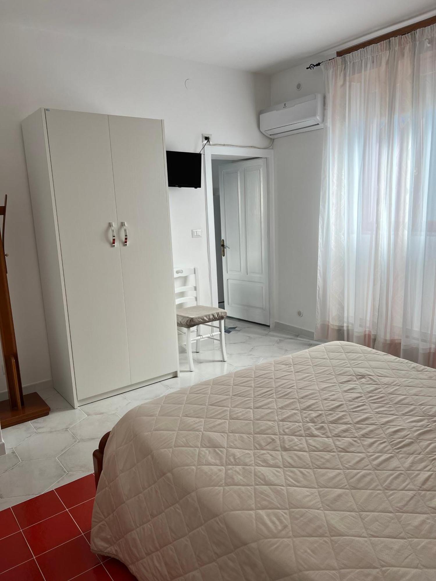 Piccolo Sogno Villa อาเจโรลา ภายนอก รูปภาพ